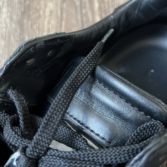 Valentino Garavani Snaeakers - Picture 14 of 15